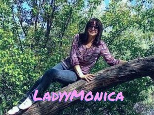 LadyyMonica
