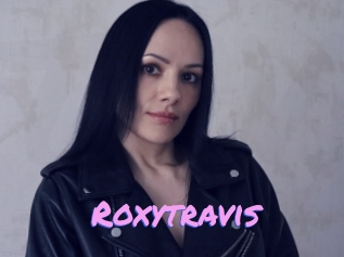 Roxytravis