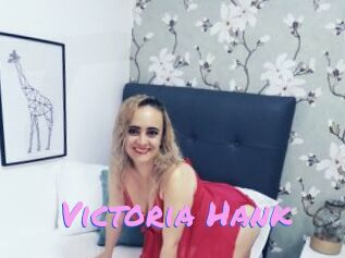 Victoria_Hank